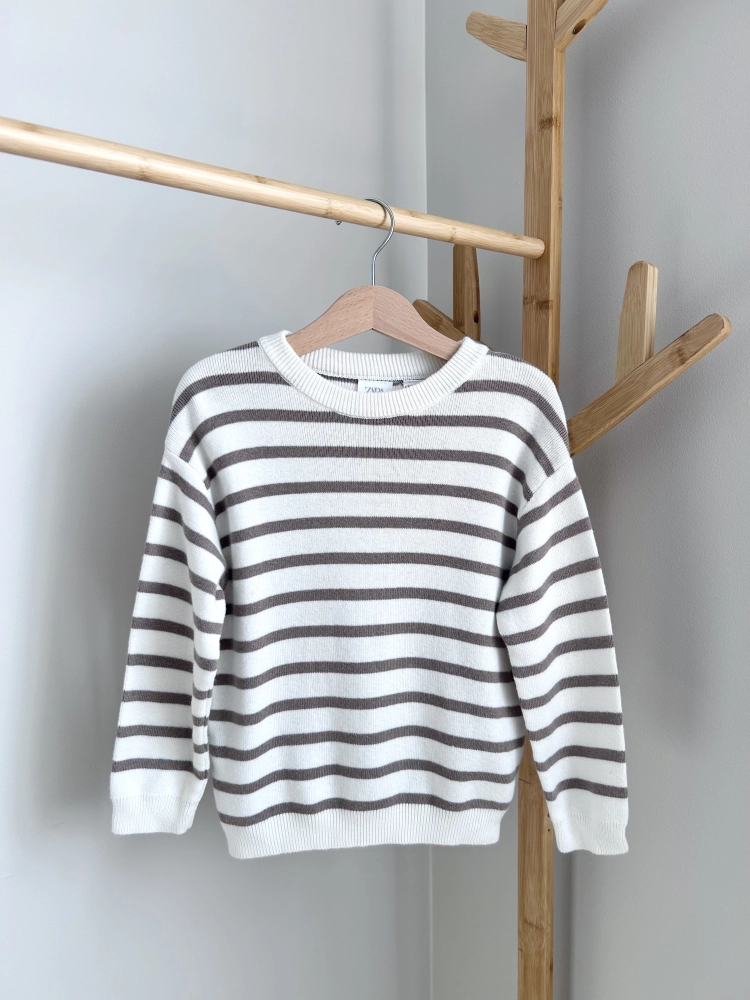 Sweter 110 cm Zara