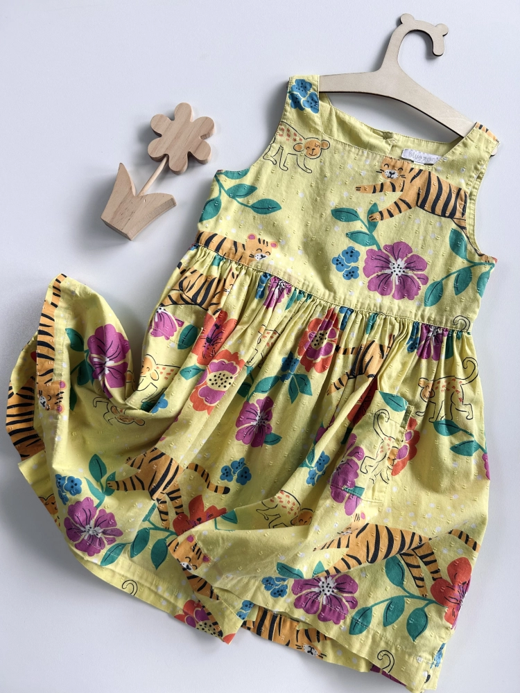 Sukienka 104 cm Bluezoo