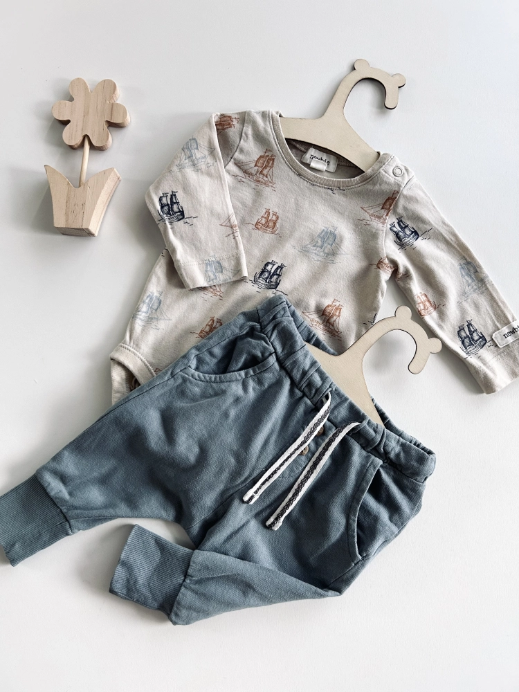 Body, Spodnie 56 cm Newbie