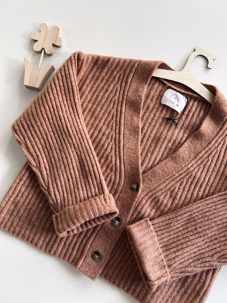 Sweterek 152 cm Zara