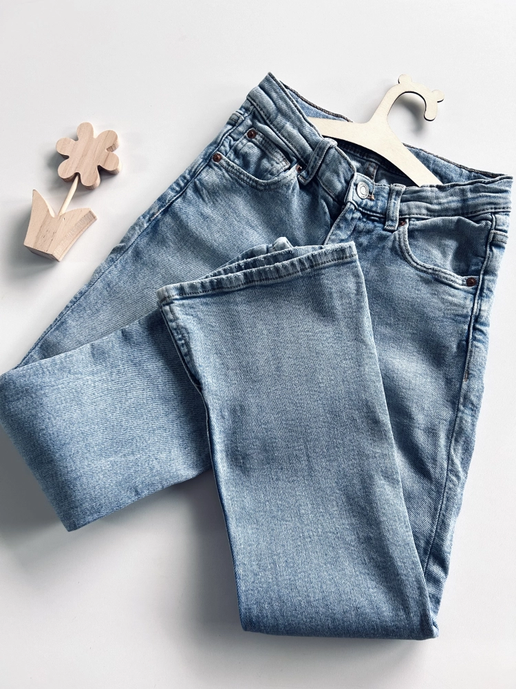 Spodnie jeansowe 134 cm Zara