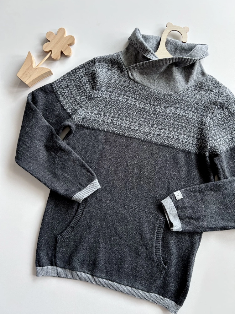 Sweter 110-116 cm Newbie