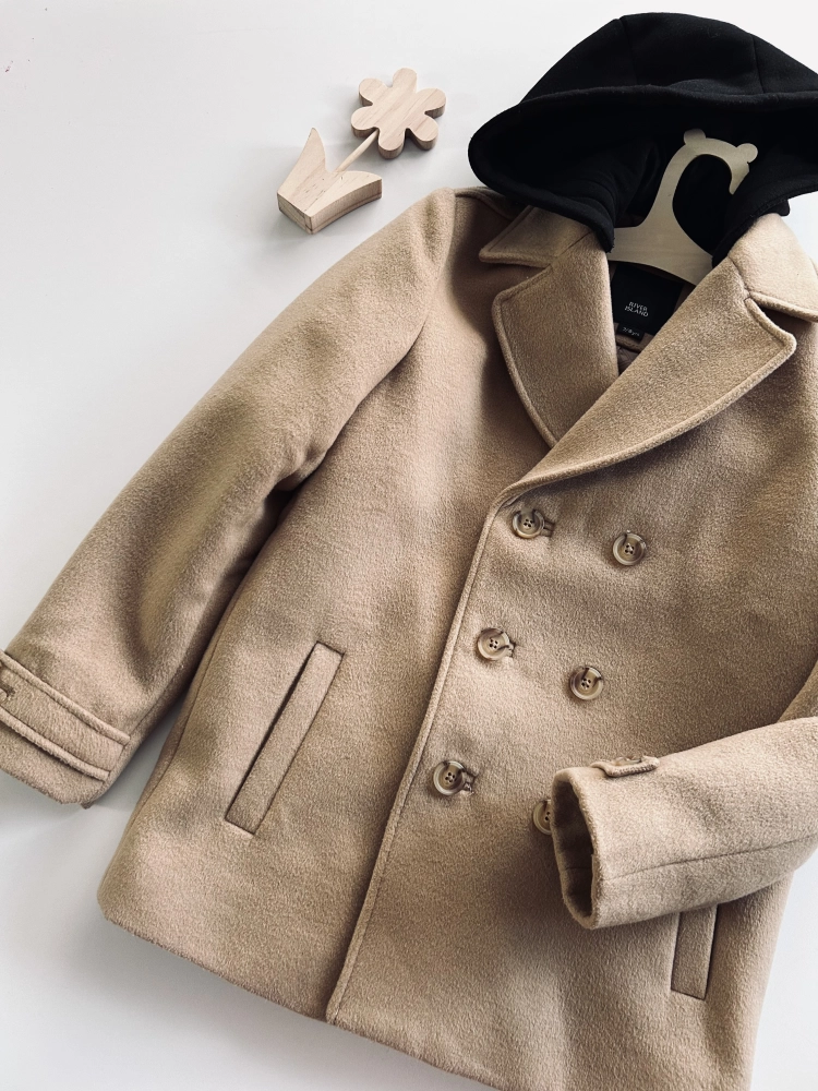 Płaszcz z kapturem 128 cm River Island