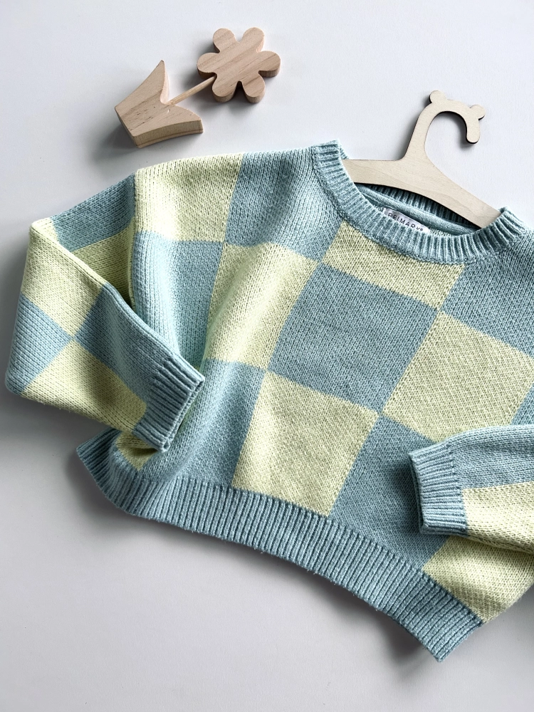 Sweterek 122-128 cm Primark