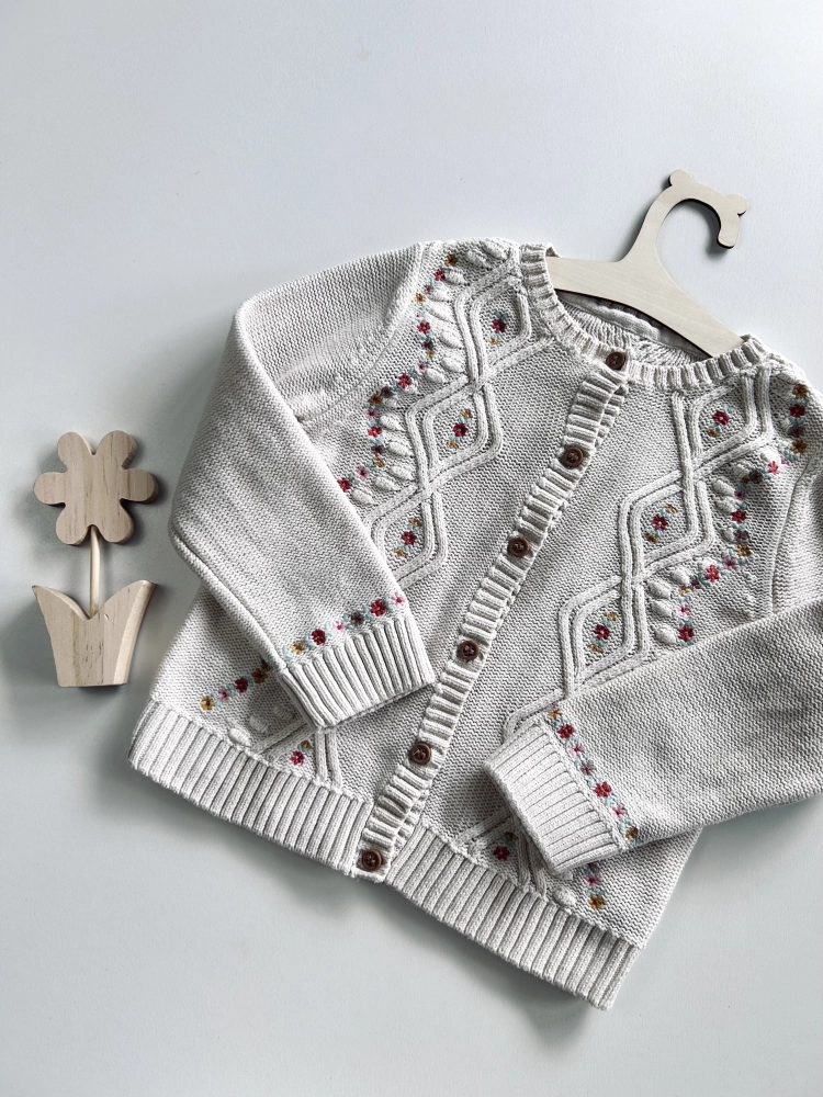 Sweterek 104 cm Mothercare