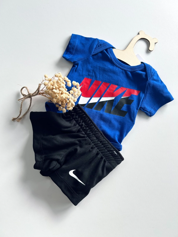 Body, Spodenki 50-56 cm Nike