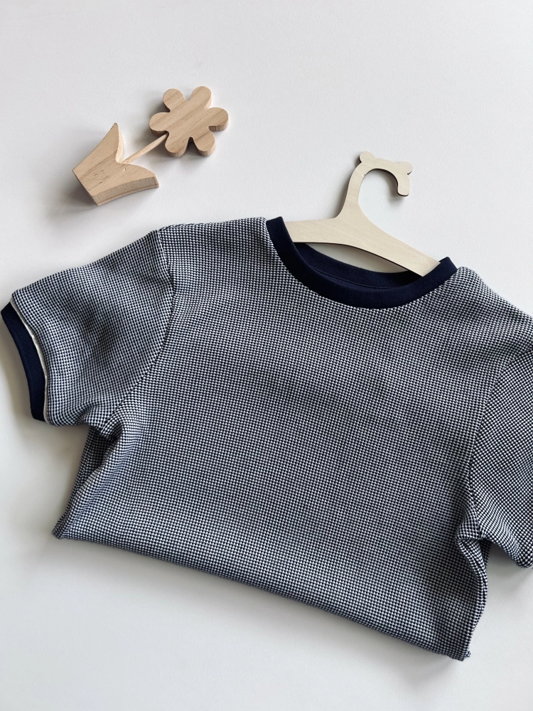 T-shirt/ Bluzka 122-128 cm George