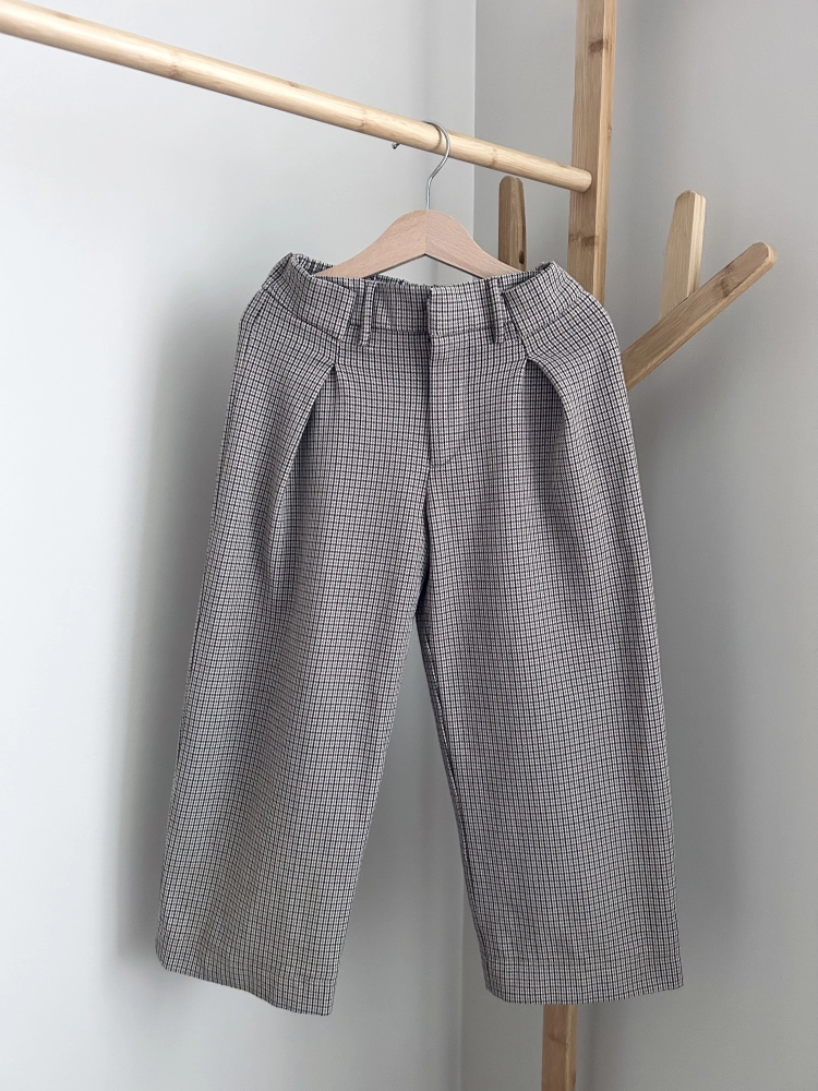 Spodnie 116 cm Zara