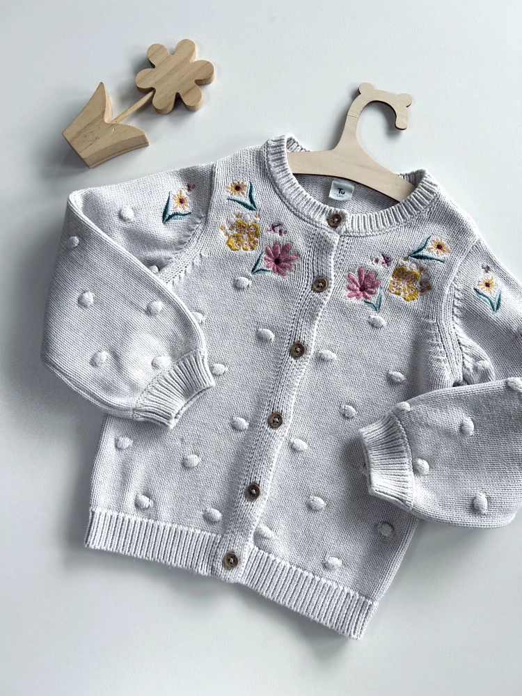 Sweter 104-110 cm Tu