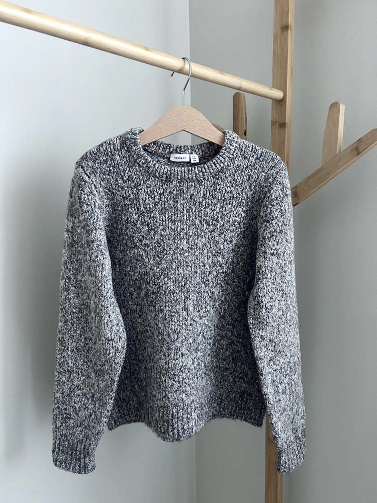 Sweter 122-128 cm Name it